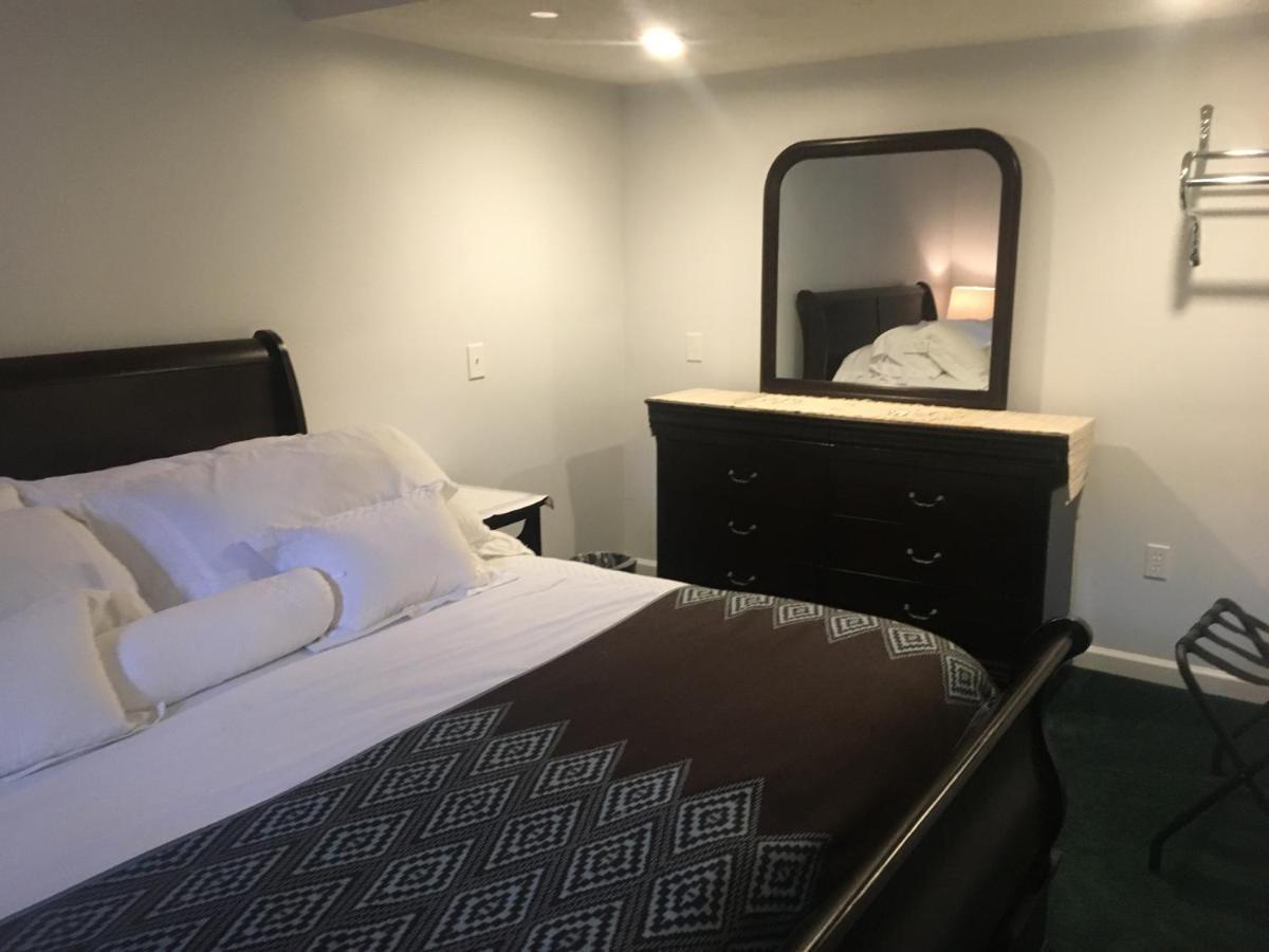 Villager Motel & Glen Manor Estate Watkins Glen Phòng bức ảnh